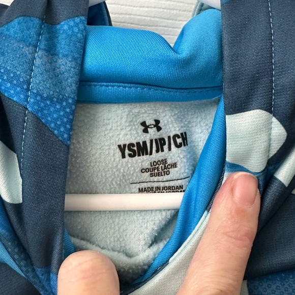 Boys Under Armour Hoodie YSM - Picture 2 of 3